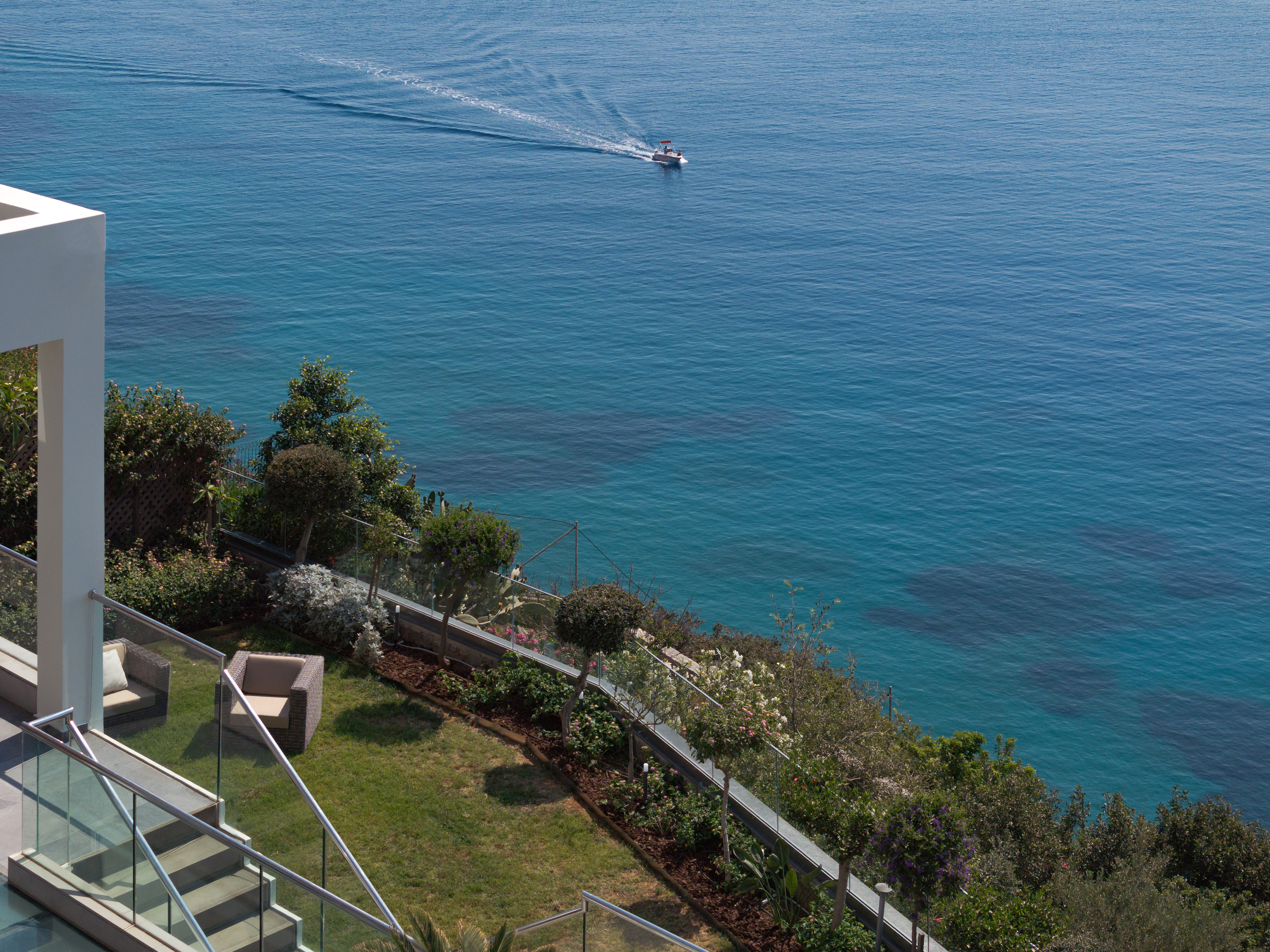 Let the sea breeze guide your swim in this serene, elevated retreat.