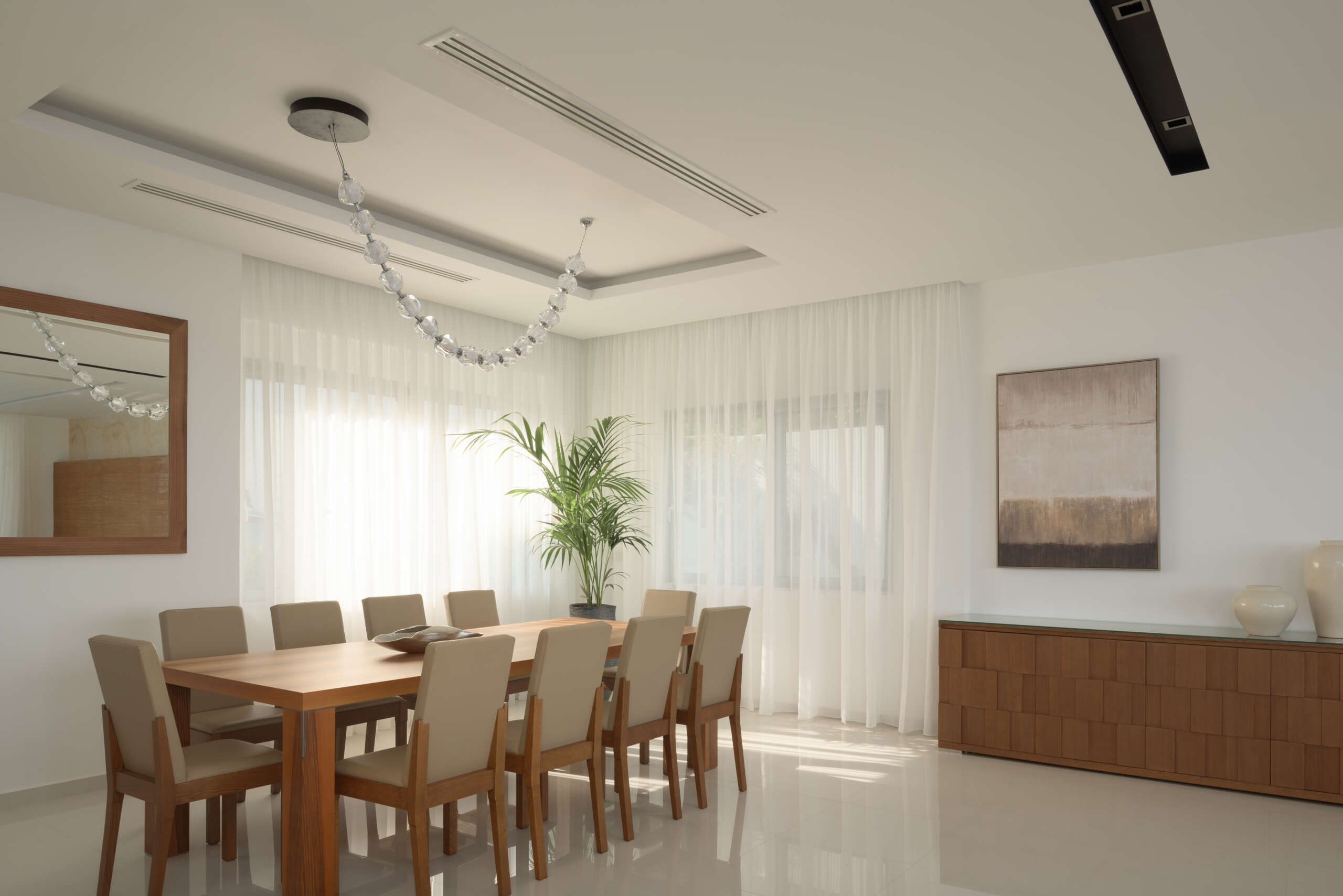 Elegant dining setup. Elegant dining setup.