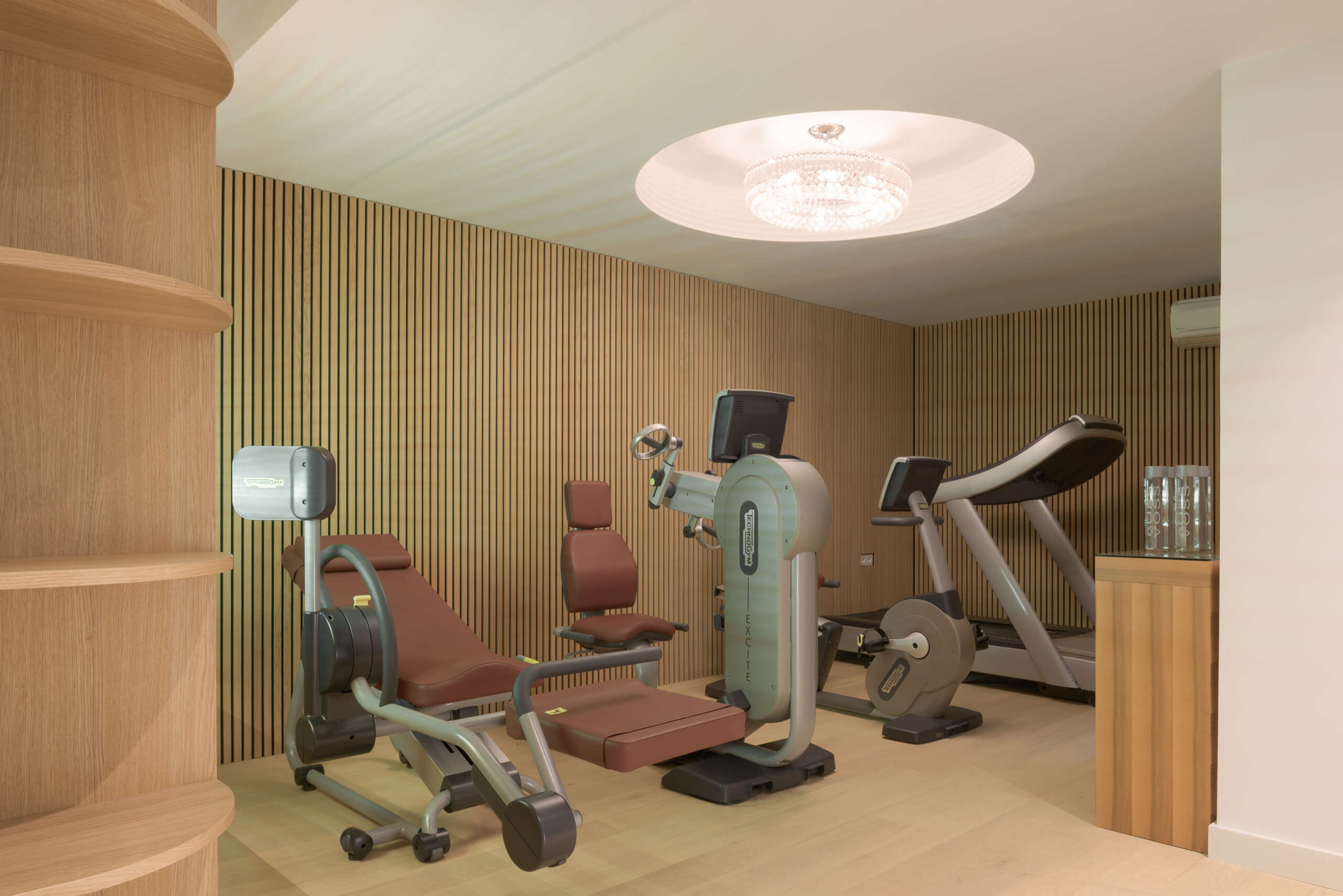 Reconnect mind and body in your private gym with modern fitness equipment. Reconnect mind and body in your private gym with modern fitness equipment.